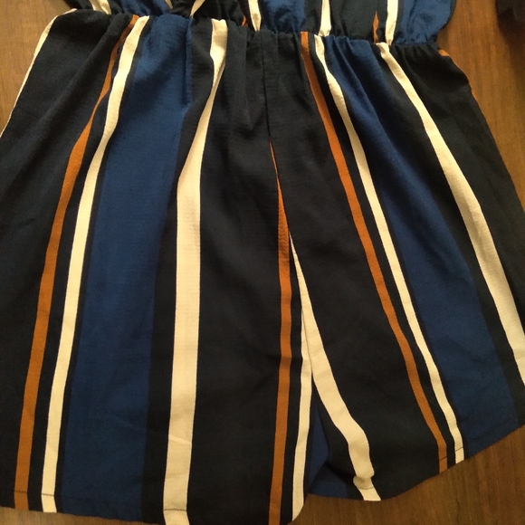Super cute Pinstriped Romper! - Picture 7 of 8